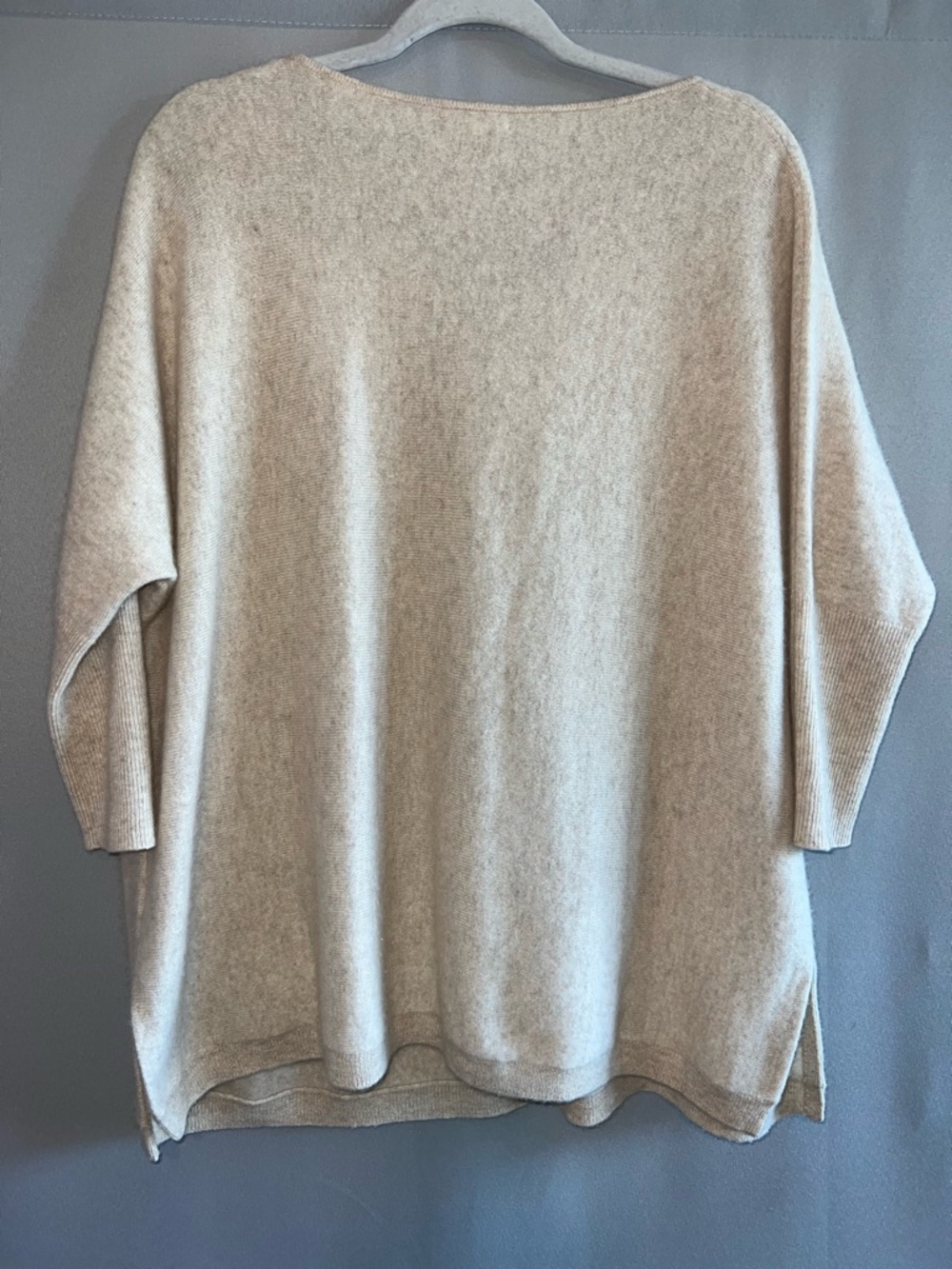 Garnet Hill 100% Cashmere Lace Trim Oversized V-Neck Sweater Beige XS - Picture 2 of 6